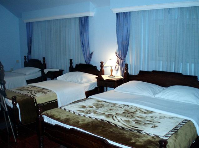 Hotel Evropa Подгориця Номер фото